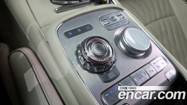 Genesis G90 (RS4) бензин 3.5 турбо AWD, 2023 9