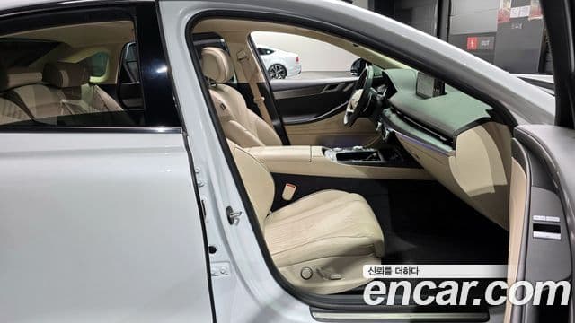 Genesis G80 (RG3) бензин 2.5 турбо AWD, 2023 10