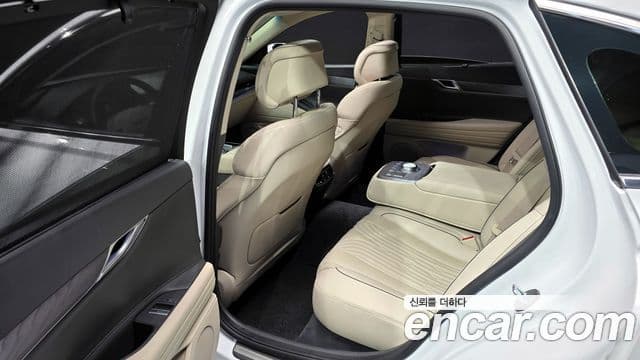 Genesis G80 (RG3) бензин 2.5 турбо AWD, 2023 12