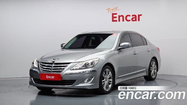 Hyundai Genesis Luxury, 2012 1