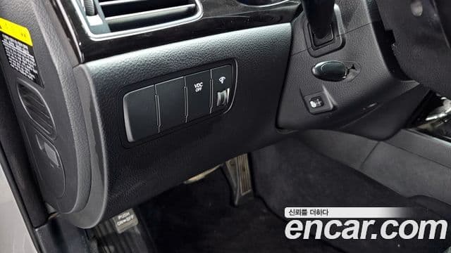 Hyundai Genesis Luxury, 2012 14