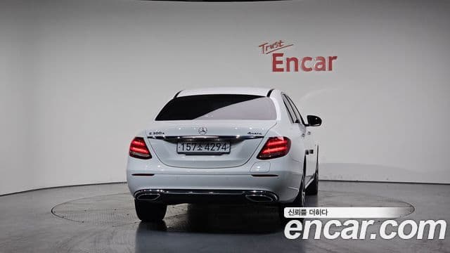 Mercedes-Benz E-класс W213 Exclusive, 2020 4