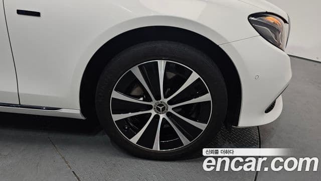 Mercedes-Benz E-класс W213 Exclusive, 2020 все фото