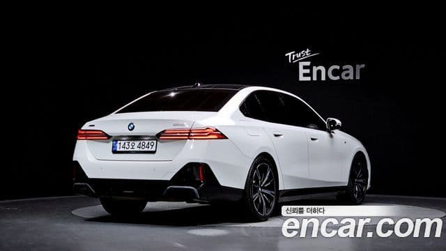 BMW 5시리즈 (G60) 530i xDrive M Sport, 2024 2