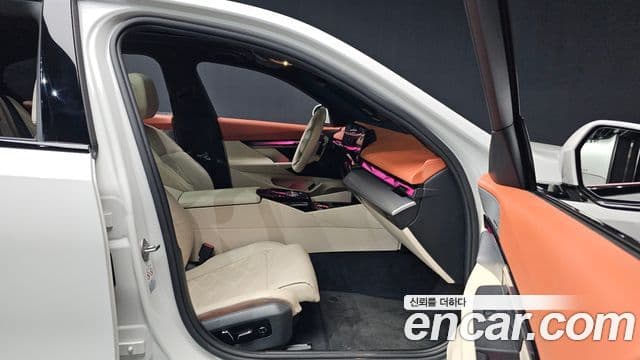 BMW 5시리즈 (G60) 530i xDrive M Sport, 2024 11