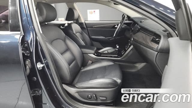 Kia K7 Premier Prestige, 2020 11