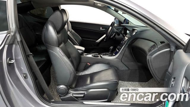 Hyundai Genesis купе GT-R, 2009 11