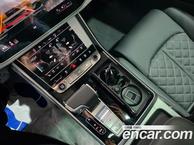 Audi Q8 (4M) Premium, 2026 14