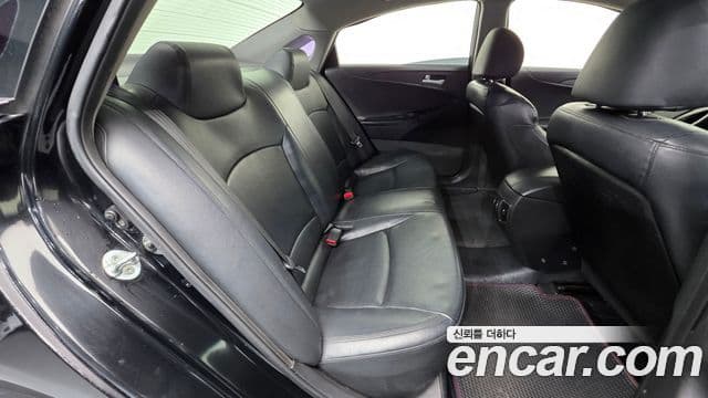 Hyundai YF Sonata Luxury, 2011 20