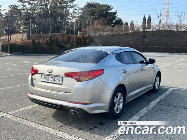 Kia K5 LPI Smart, 2013 4