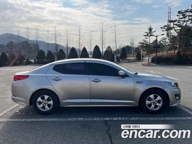 Kia K5 LPI Smart, 2013 8