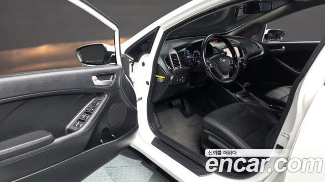 Kia K3 Luxury, 2015 11