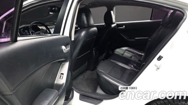 Kia K3 Luxury, 2015 12