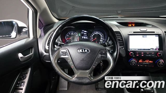 Kia K3 Luxury, 2015 13