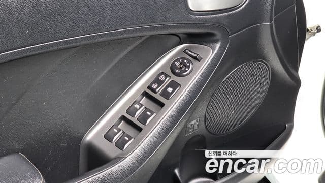 Kia K3 Luxury, 2015 17