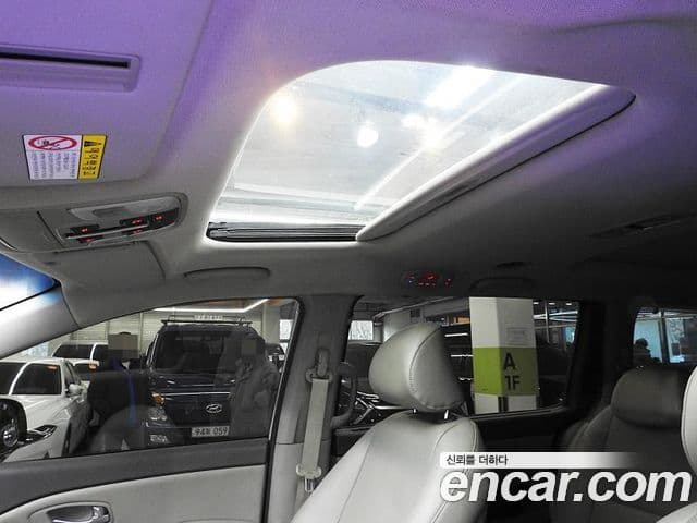 Kia All New Carnival Prestige, 2015 7