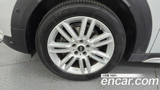 Mini Cooper Countryman 2세대, 2021 все фото