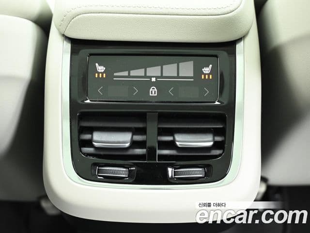 Volvo XC60 2세대 B5 Ultra Bright Air подвеска, 2026 16