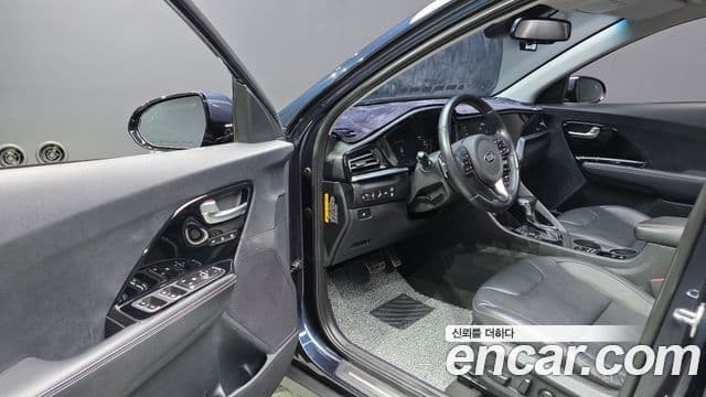 Kia The / новый New Niro Noblesse Special, 2020 10