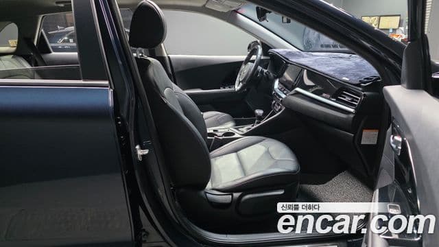 Kia The / новый New Niro Noblesse Special, 2020 11