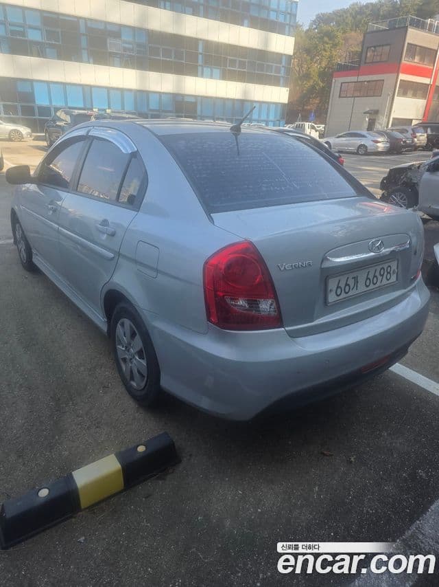 Hyundai 베르나 트랜스폼 Luxury, 2010 3