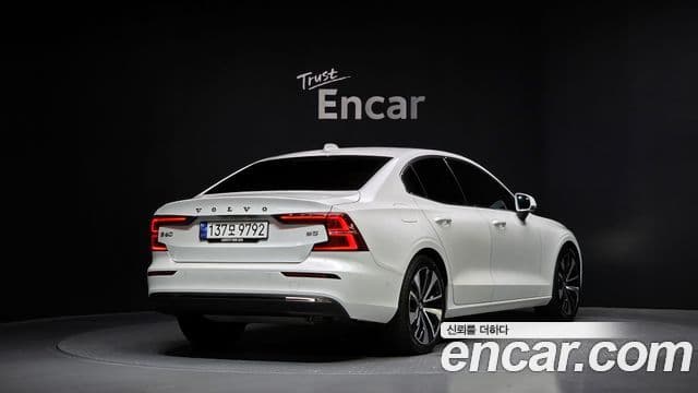 Volvo S60 3세대 B5 Ultimate Bright, 2024 2