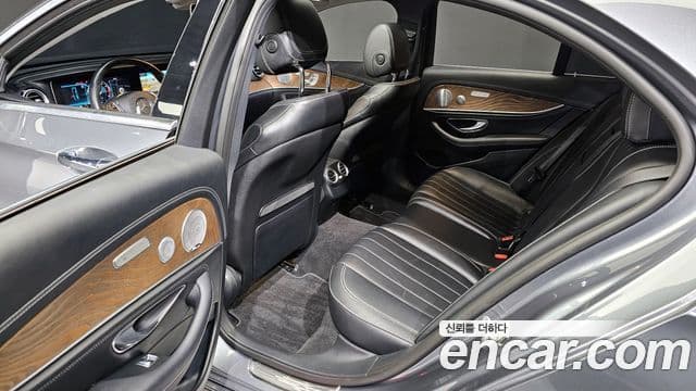 Mercedes-Benz E-класс W213 Exclusive, 2018 11