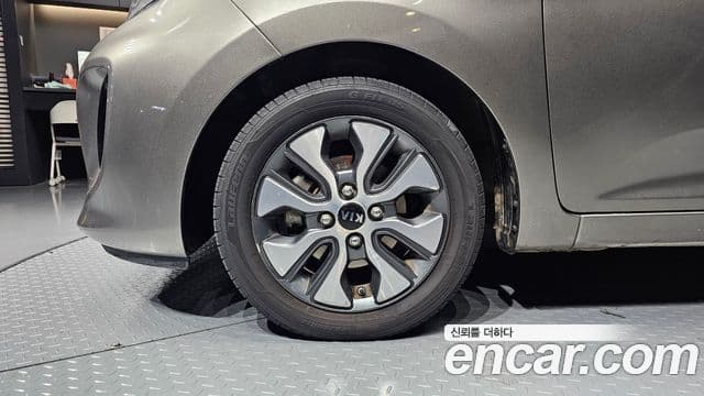 Kia The / новый New Morning Luxury, 2016 все фото