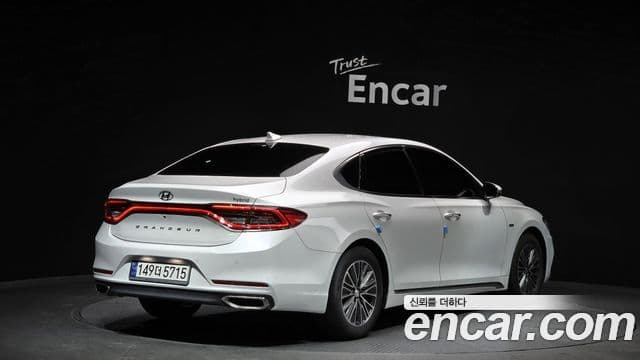 Hyundai Grandeur IG гибрид Premium, 2019 2