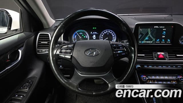 Hyundai Grandeur IG гибрид Premium, 2019 13