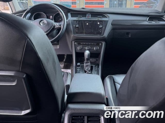 Volkswagen Tiguan 2세대 Premium, 2020 10