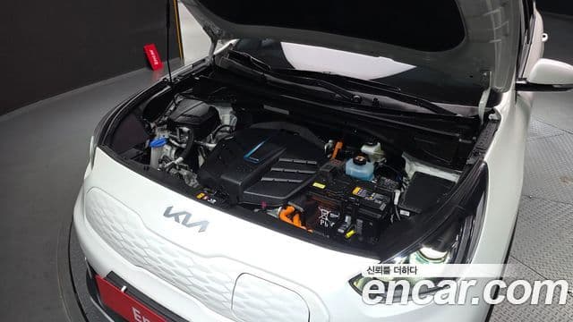 Kia Niro Plus Air, 2023 6