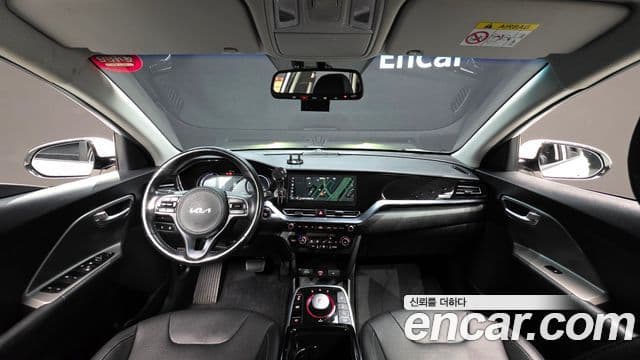 Kia Niro Plus Air, 2023 7