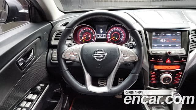 KG모빌리티(SsangYong) Tivoli дизель LX 2WD, 2016 13