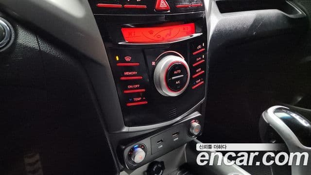 KG모빌리티(SsangYong) Tivoli дизель LX 2WD, 2016 16