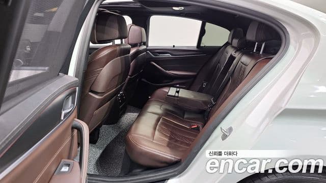 BMW 5시리즈 (G30) 523d xDrive M Sport, 2023 12