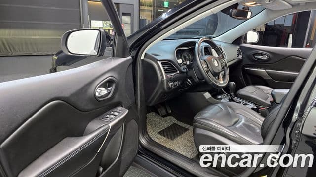 Jeep Cherokee(KL) 2.4 Longitude high AWD, 2019 11