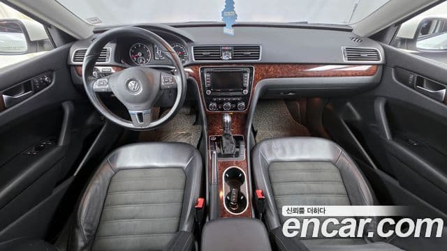 Volkswagen The / новый New Passat B7, 2013 7