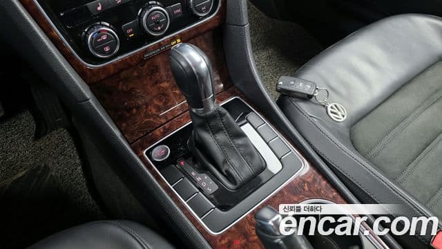 Volkswagen The / новый New Passat B7, 2013 9