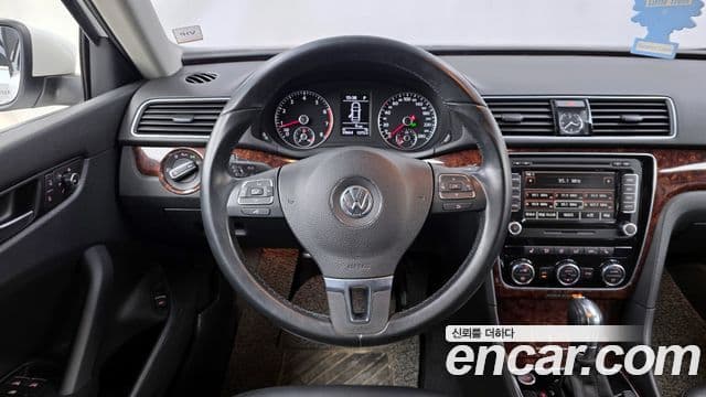 Volkswagen The / новый New Passat B7, 2013 13
