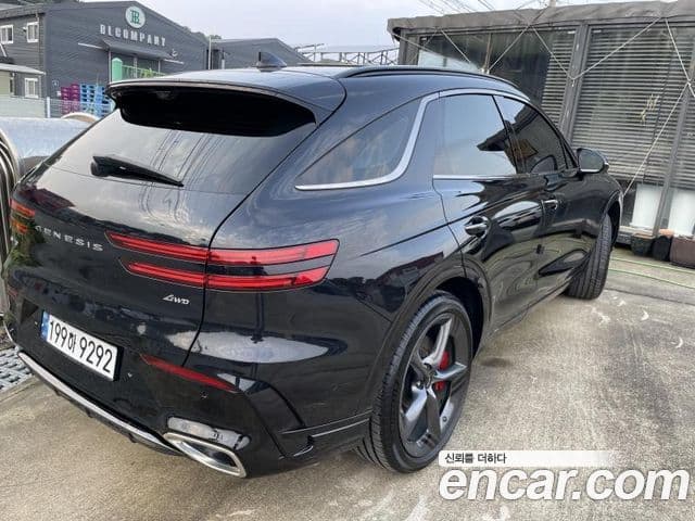 Genesis GV70, 2025 4