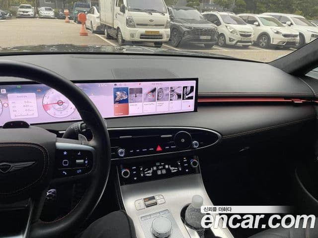 Genesis GV70, 2025 8