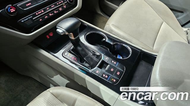 Kia The / новый New Carnival Prestige, 2020 9