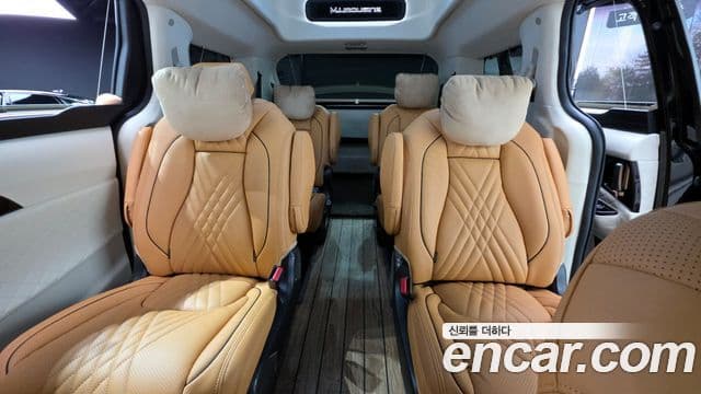 Kia Carnival 4세대 бензин 9인승 High Limousine(компания по спецнадстройкам), 2021 12