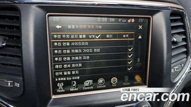 Jeep Grand Cherokee WK2, 2014 17