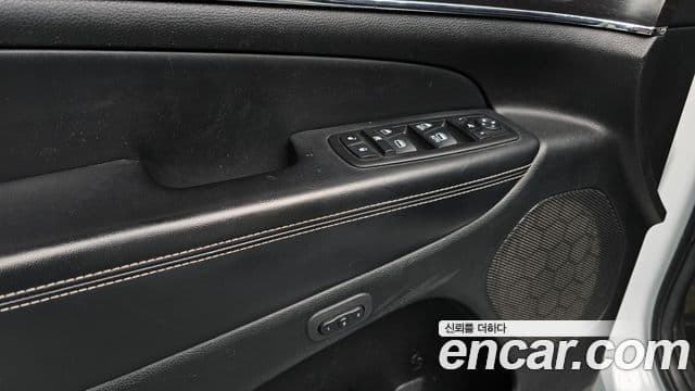 Jeep Grand Cherokee WK2, 2014 19