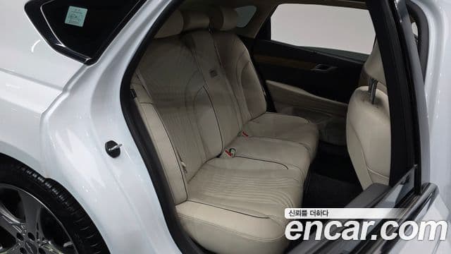 Genesis G80 (RG3) бензин 2.5 турбо AWD, 2023 12