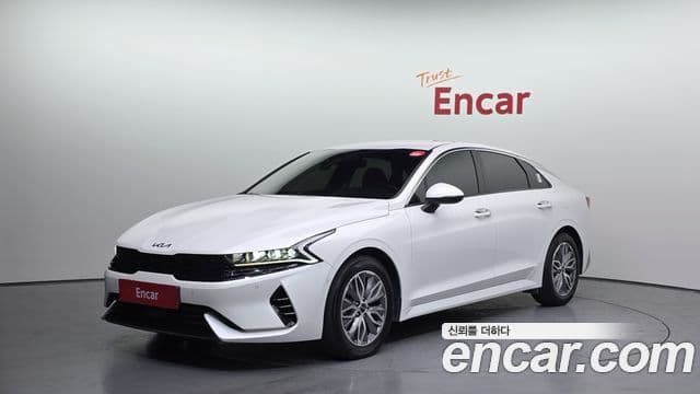 Kia K5 гибрид 3세대 Signature, 2022 1