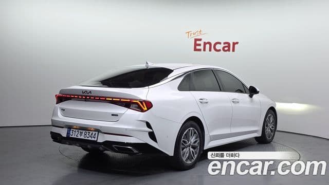 Kia K5 гибрид 3세대 Signature, 2022 2
