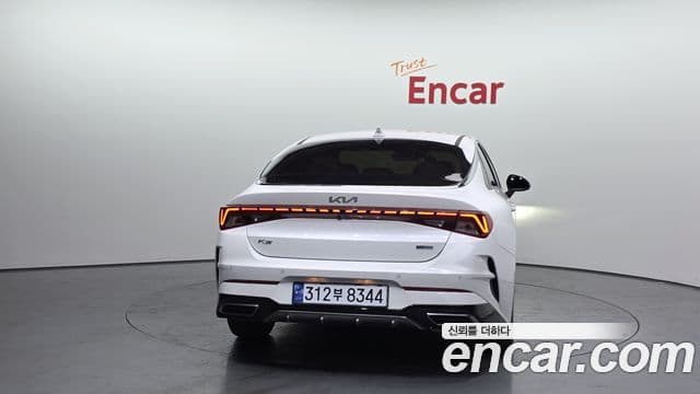 Kia K5 гибрид 3세대 Signature, 2022 4